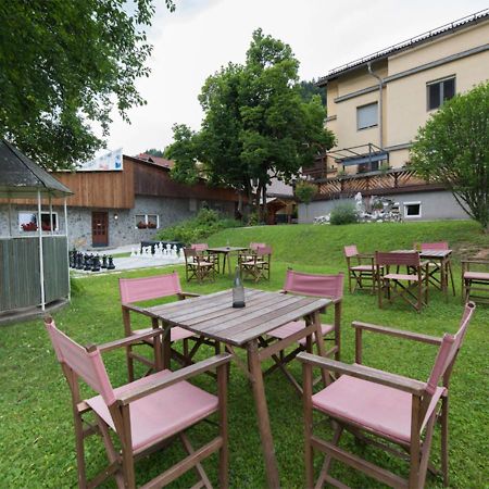 Klub Zlata Ribica Hotel Jesenice Bagian luar foto